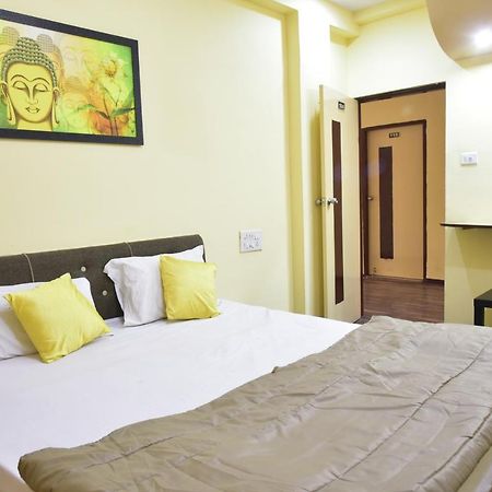Hotel Drishti Inn Khāpri Extérieur photo