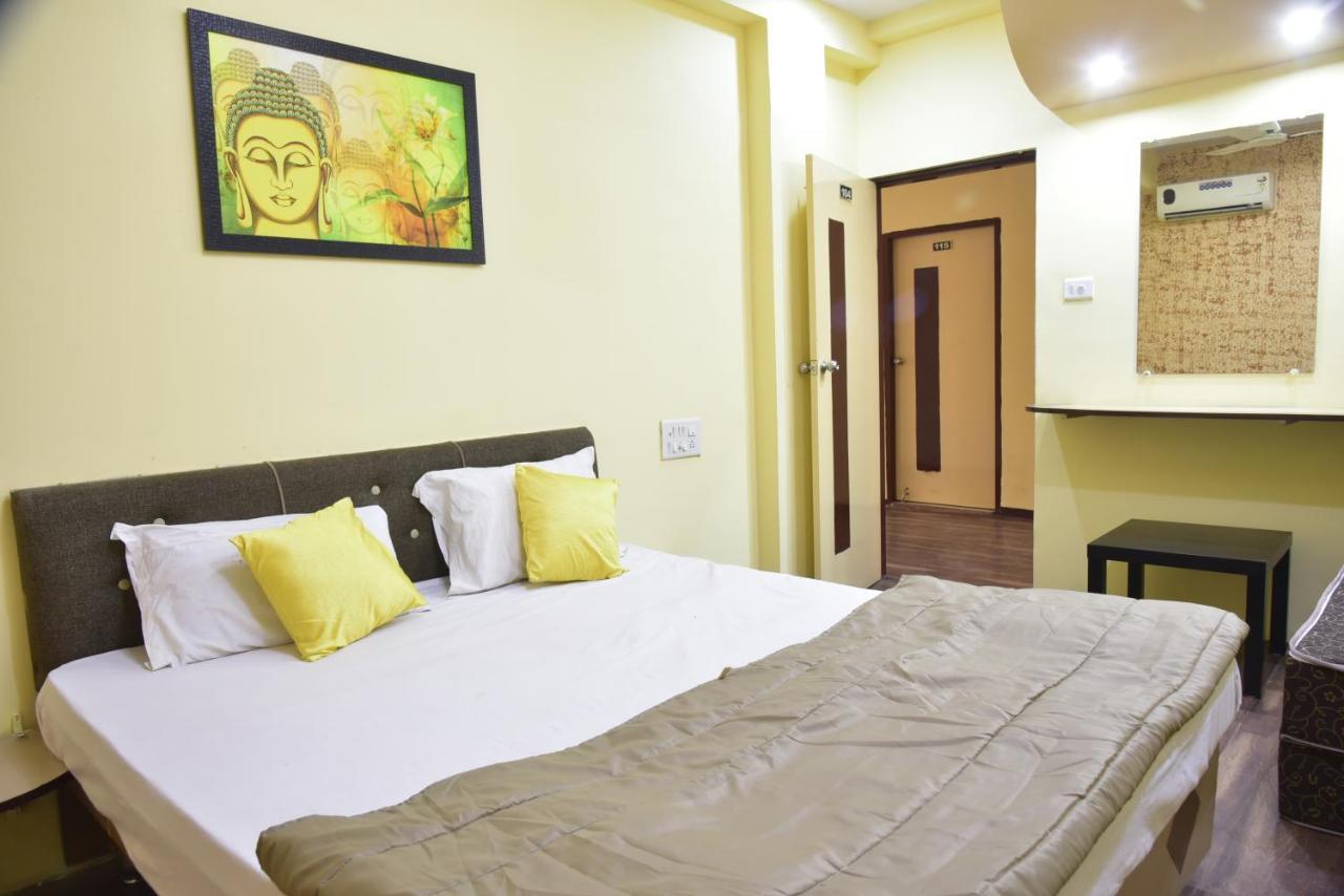 Hotel Drishti Inn Khāpri Extérieur photo