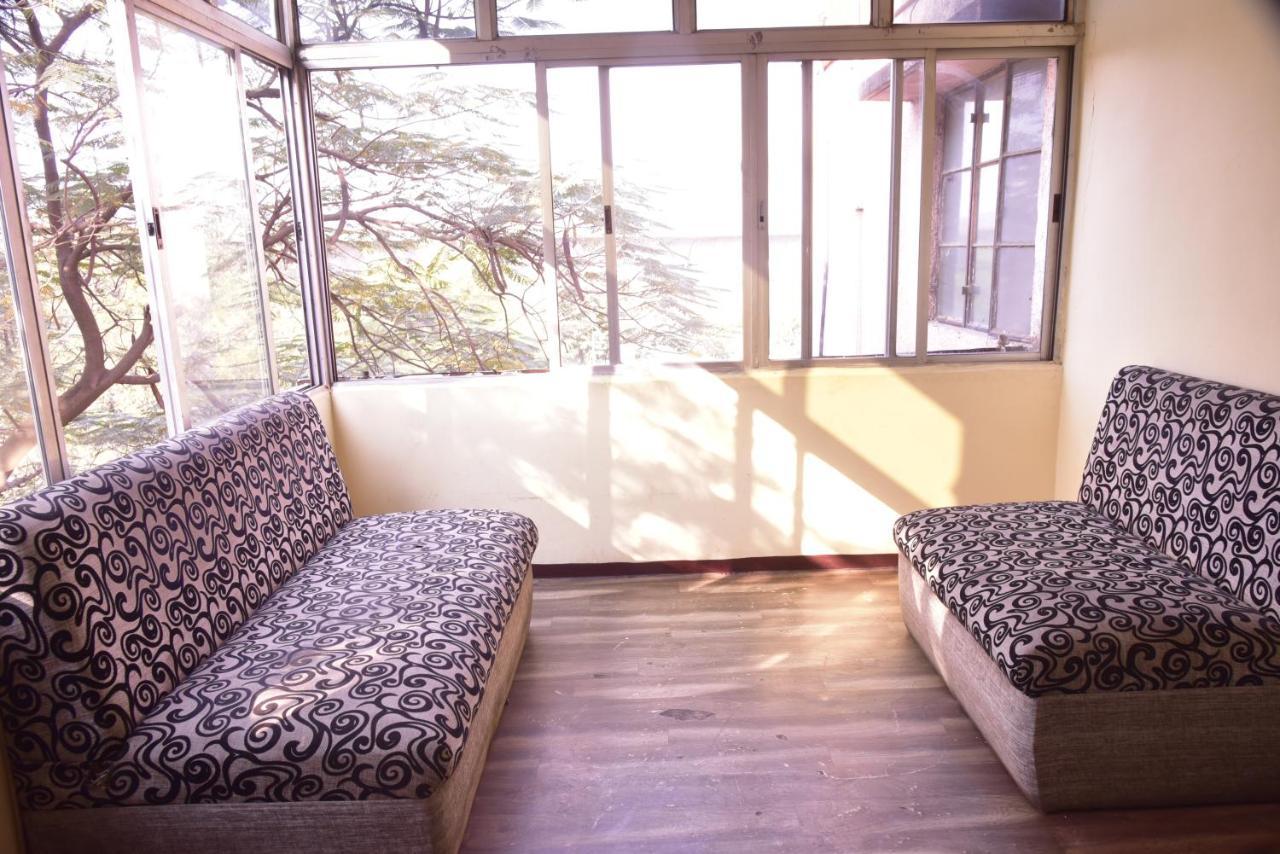 Hotel Drishti Inn Khāpri Extérieur photo